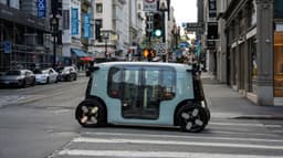 Amazon'un Zoox'u, Direksiyonsuz Robotaksi ile İlk Ticari Onayı Aldı