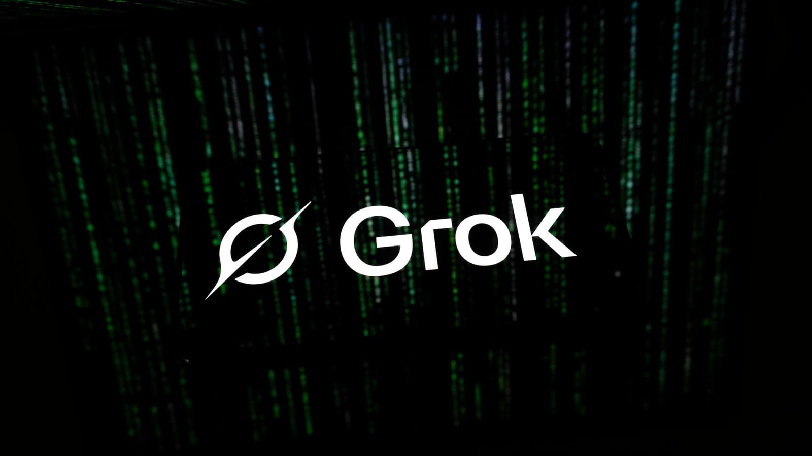 xAI, Grok Kullanıcısına Cinsel İçerik Üretiminden Dava Açtı